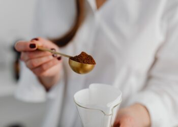 Tardé mucho tiempo en entender por qué no debía guardar el café en un tarro de vidrio, y mucho menos en su envase original