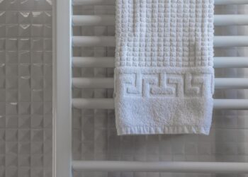 La toalla de baño no debe cambiarse ni cada dos días ni cada diez: este es el tiempo correcto para reemplazarla