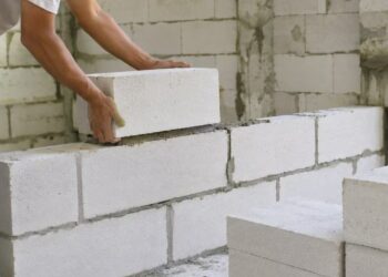 Adiós a los ladrillos y a las obras interminables: la nueva tendencia para 2026 utiliza ingredientes que tienes en la cocina