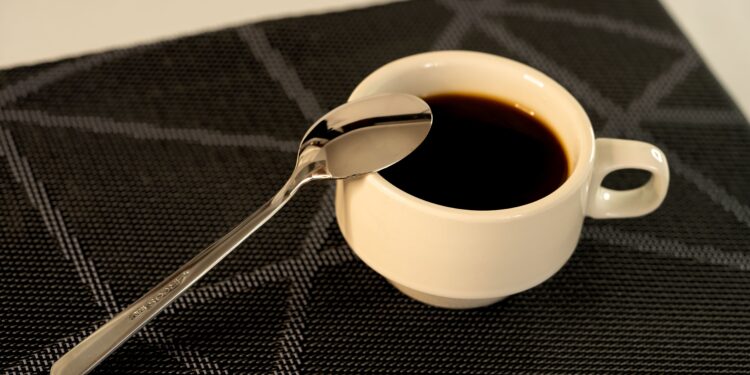 Quienes toman café todos los días tienen un 14% menos de riesgo de morir, según la ciencia