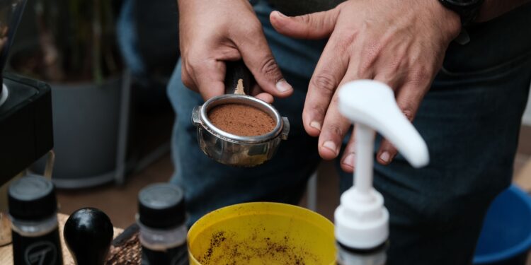 Tardé mucho tiempo en entender por qué no debería tirar los posos de café usados