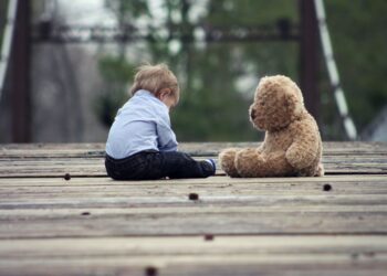 Lo que dice la psicología sobre las personas que guardan con cariño los recuerdos de la infancia