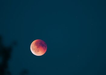 Qué hora será eclipse lunar