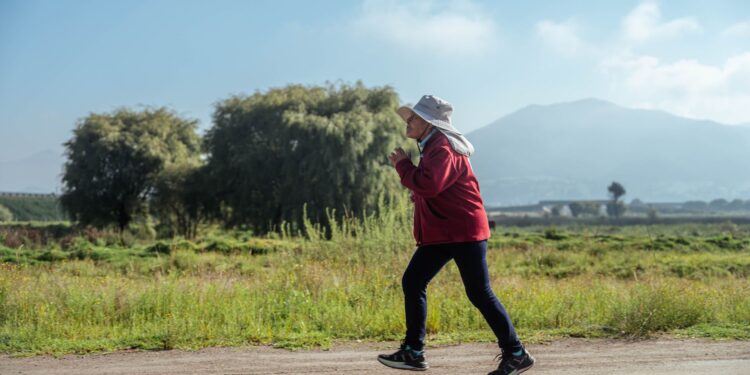 Alerta general los mayores caminar