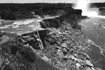 Cataratas secaron completo los habitantes