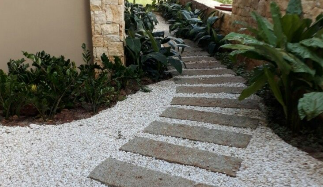 Di adiós al granito pulido: la nueva tendencia para el jardín es más elegante y se ha convertido en furor en los hogares ingleses