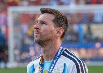 Justo después de perder a su padre, Messi anticipa el final de su carrera en el fútbol y se despide