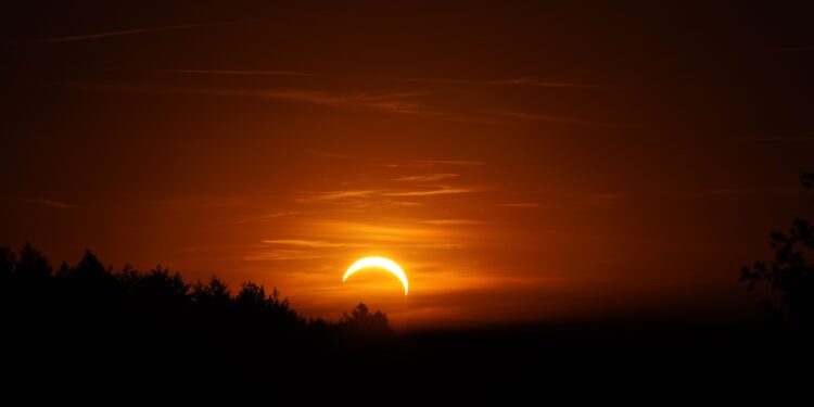 El eclipse solar más largo del siglo está cada vez más cerca y el día se convertirá en noche durante 6 minutos: no volverá a ocurrir hasta dentro de 157 años