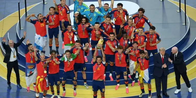 España sorprende y planea renuncia título tras el Mundial