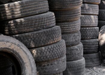 No tires un neumático viejo que hayas cambiado, tienes un tesoro en casa: 3 ideas para reutilizarlo
