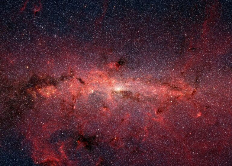 Investigadores anticipan una colisión y la Vía Láctea tiene un 50% de probabilidades de fusionarse con Andrómeda en los próximos años
