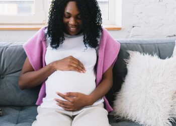 Alerta general para todas las mujeres embarazadas: un medicamento común durante el embarazo está asociado con alteraciones en los bebés