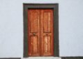 Adiós a las puertas de madera tradicionales: el cambio será confirmado para 2027 y la nueva tendencia será más elegante y moderna