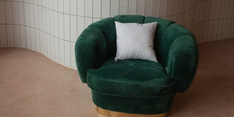 Adiós a los sillones tradicionales: la nueva tendencia de 2027 crea una sensación de amplitud y además es más cómoda y moderna
