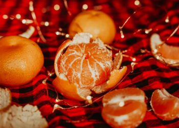 Batir cáscara mandarina con vinagre