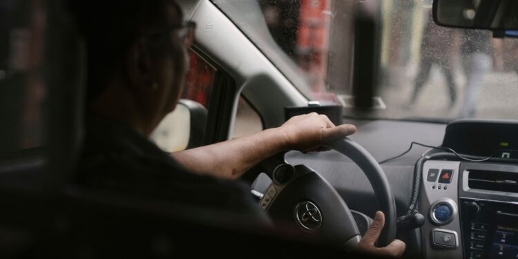Justo después de anunciar el despido de más de 3.000 empleados, los viajes de Uber podrían ser más baratos