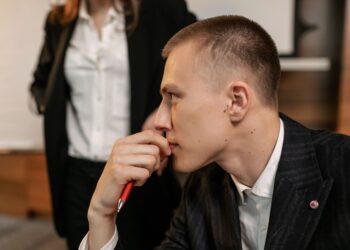 La gran reflexión de la filosofía china: "Si utilizas al enemigo para derrotar al enemigo, serás poderoso en cualquier lugar al que vayas"