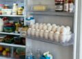 Tardé mucho tiempo en entender por qué no debería guardar los huevos en la puerta del refrigerador