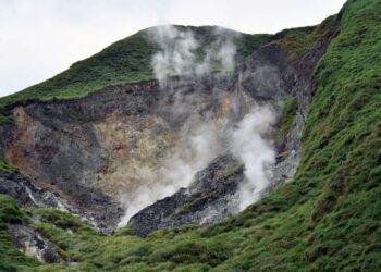 Científicos hacen descubrimiento inesperado volcán