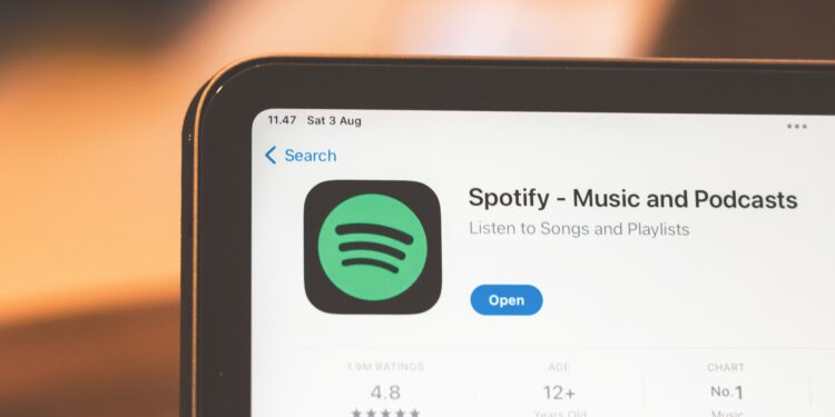 Alerta global para todas las personas que utilizan Spotify para escuchar música