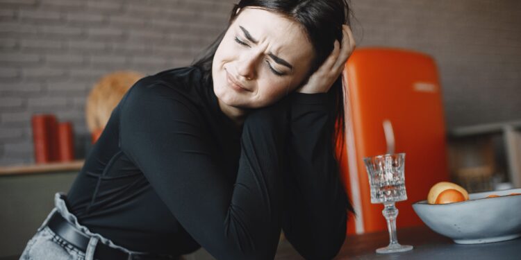 Lo que dice la psicología sobre las personas que siempre piden disculpas por todo