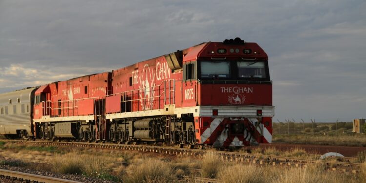 Viaje tren dura horas atraviesa