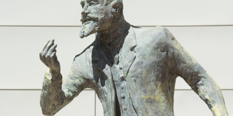 Inspiradora reflexión miguel unamuno escritor
