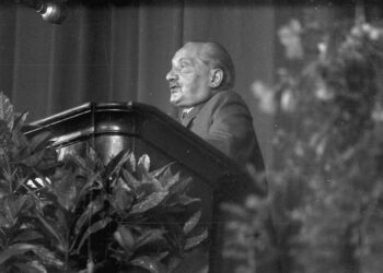 Martin heidegger filósofo advirtió verdadero