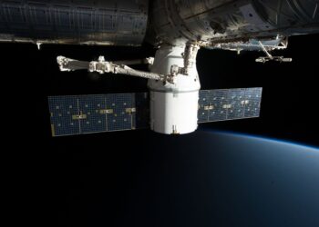 Nasa lanza telescopio mapear miles