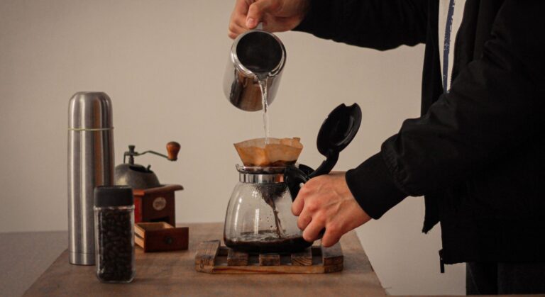 Tomas café los días descubre