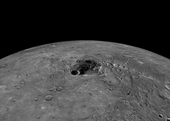 Enorme objeto impacta luna deja