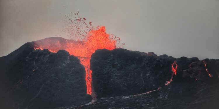 Los científicos detectan una nueva acumulación de magma en un supervolcán japonés que lleva milenios dormido