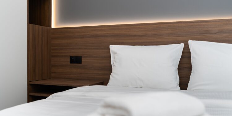Adiós a la almohada tradicional tal como la conocemos: surge una nueva tendencia en China que podría llegar a los hogares en 2026