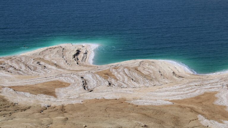 Científicos confirman un fenómeno extremo y el Mar Muerto está desapareciendo