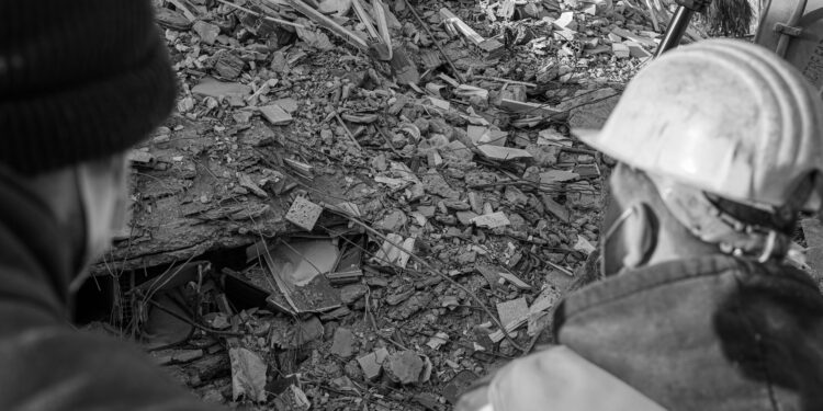Un terremoto de magnitud 7 sacude China y las autoridades activan la alerta