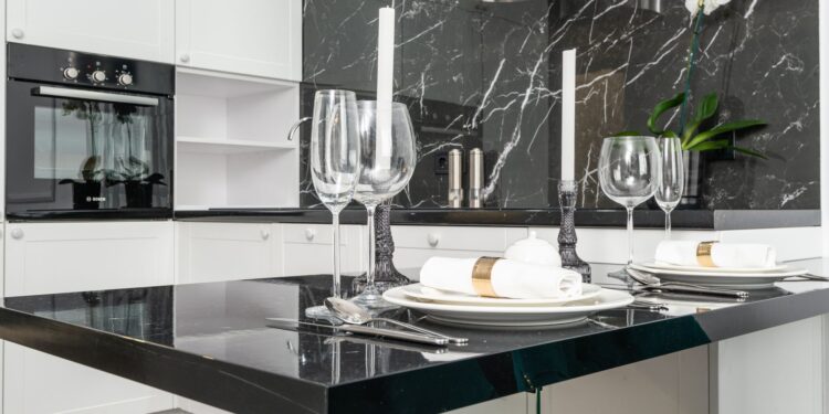 Adiós mármol blanco cocina nueva