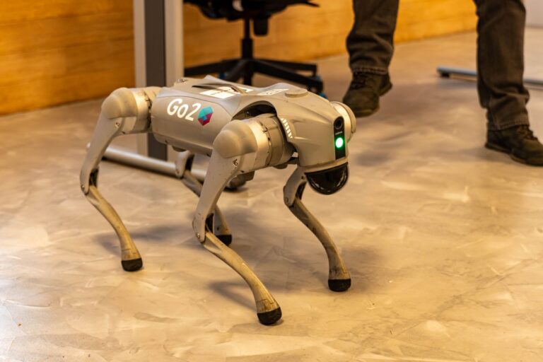 Robot puede funcionar días sin
