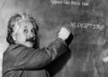 Reflexión einstein dedicada hijo andar