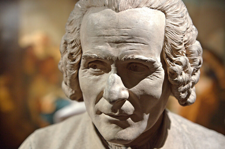 Reflexión rousseau hombre nace libre