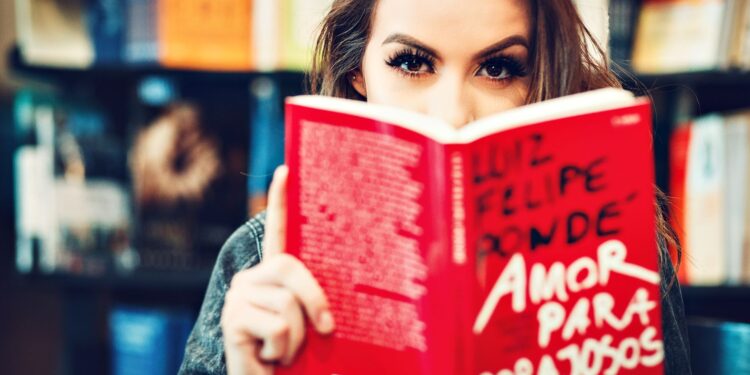 Leer libros ficción puede cambiar