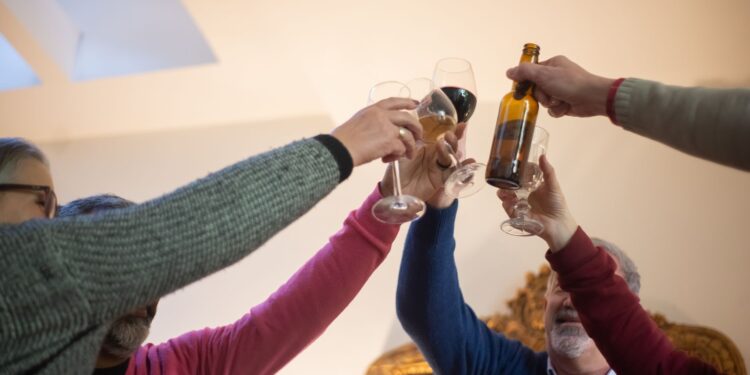 Los cardiólogos coinciden alcohol disminuye