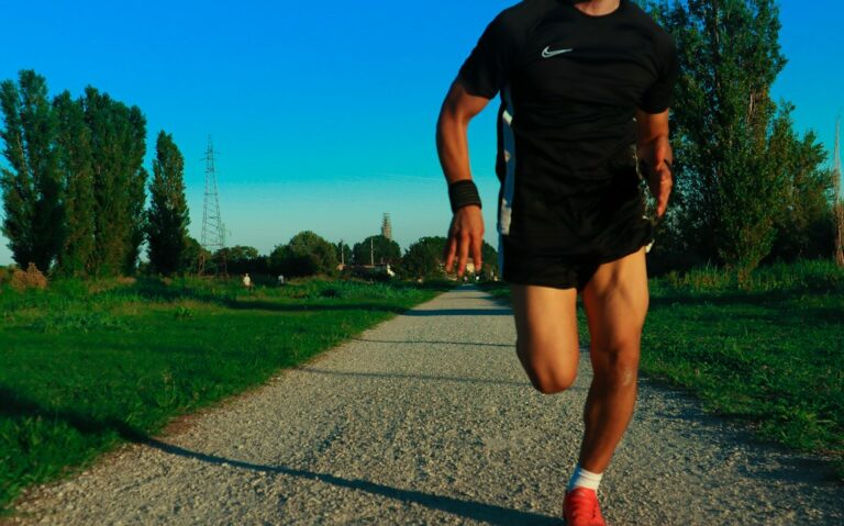 Practicar ejercicio horas semana está